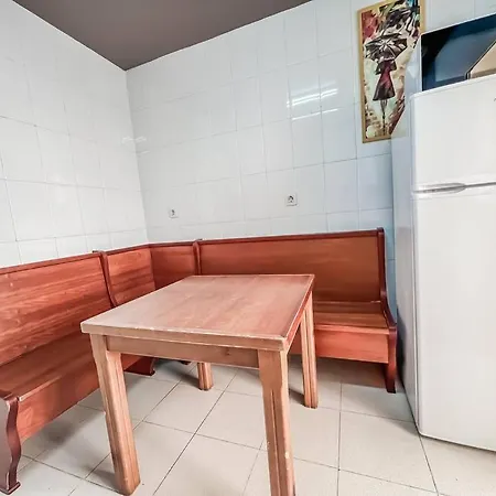 Apartment 2 Bedroom In *